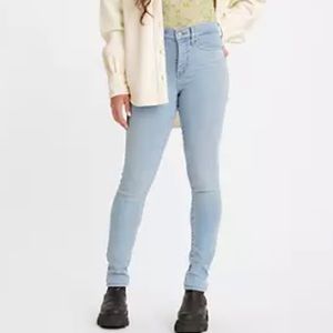 Levi’s 311 Shaping Skinny Light Blue Jean Sz 30